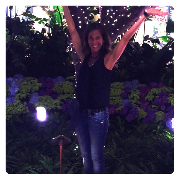 Meet your Posher, Kristin - Picture 1 of 6